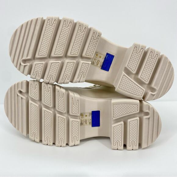 ALDO NWOT Marni Lace Up Lug Sole Boot White Size 9 Waterproof Chunky - Picture 7 of 8